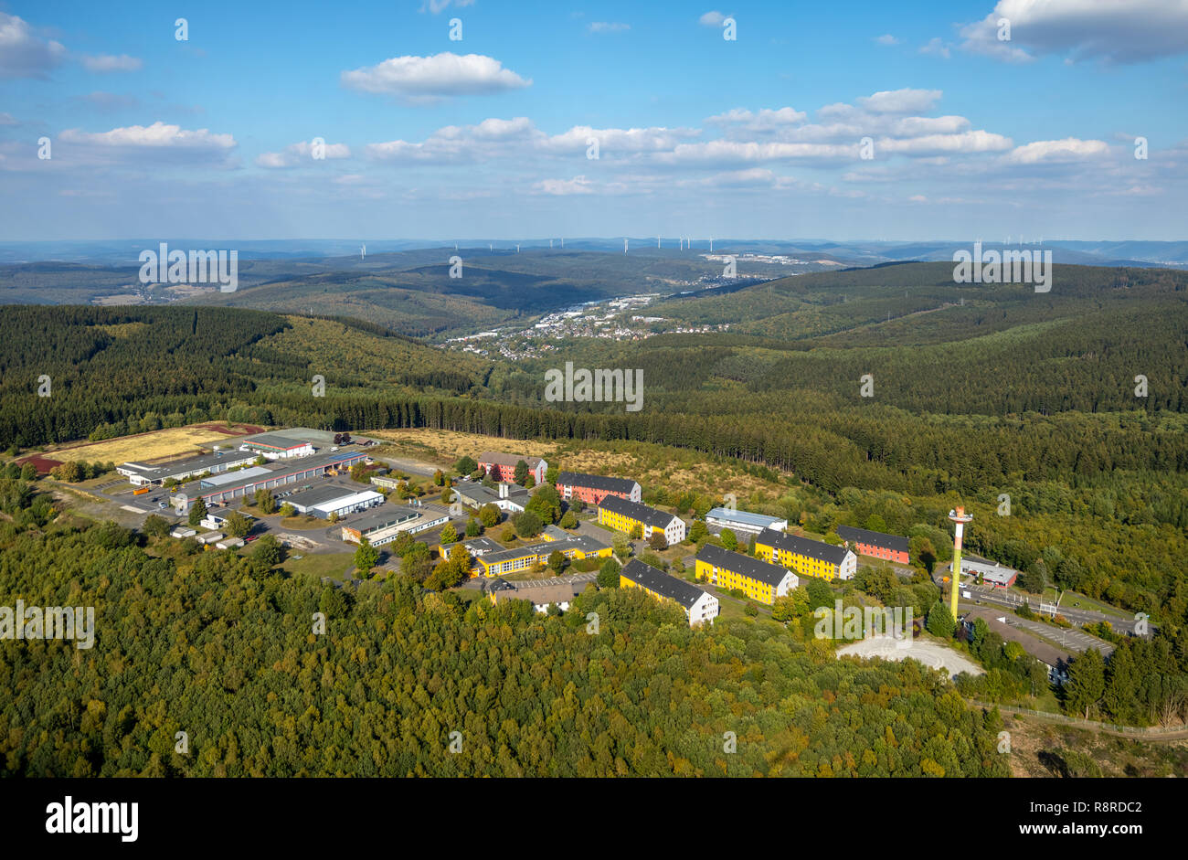 Luftaufnahme, Gewerbepark Siegerland GmbH, zur Eisenkaute, Burbach, Kreis Siegen-Wittgenstein, Nordrhein-Westfalen, Deutschland, Europa, DE, Vögel - Augen Stockfoto