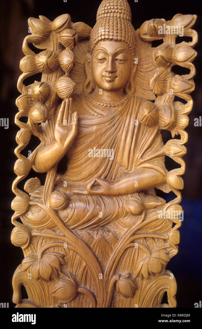 Gut ausgeführt Abbildungen des Buddha, Trivandrum, Kerala, Indien Stockfoto