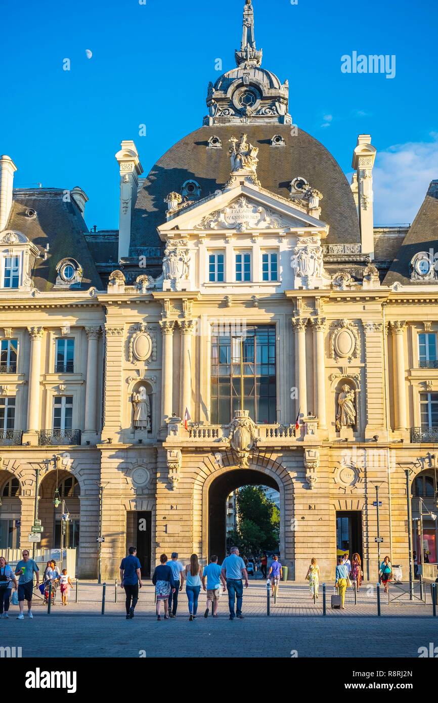 Frankreich, Ille-et-Vilaine, Rennes, Palast der Handelskammer auf Republique Stockfoto