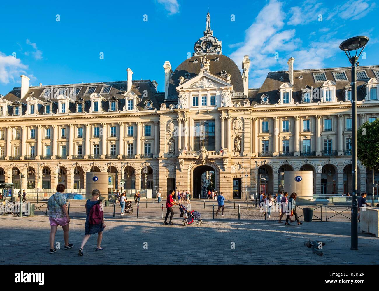 Frankreich, Ille-et-Vilaine, Rennes, Palast der Handelskammer auf Republique Stockfoto