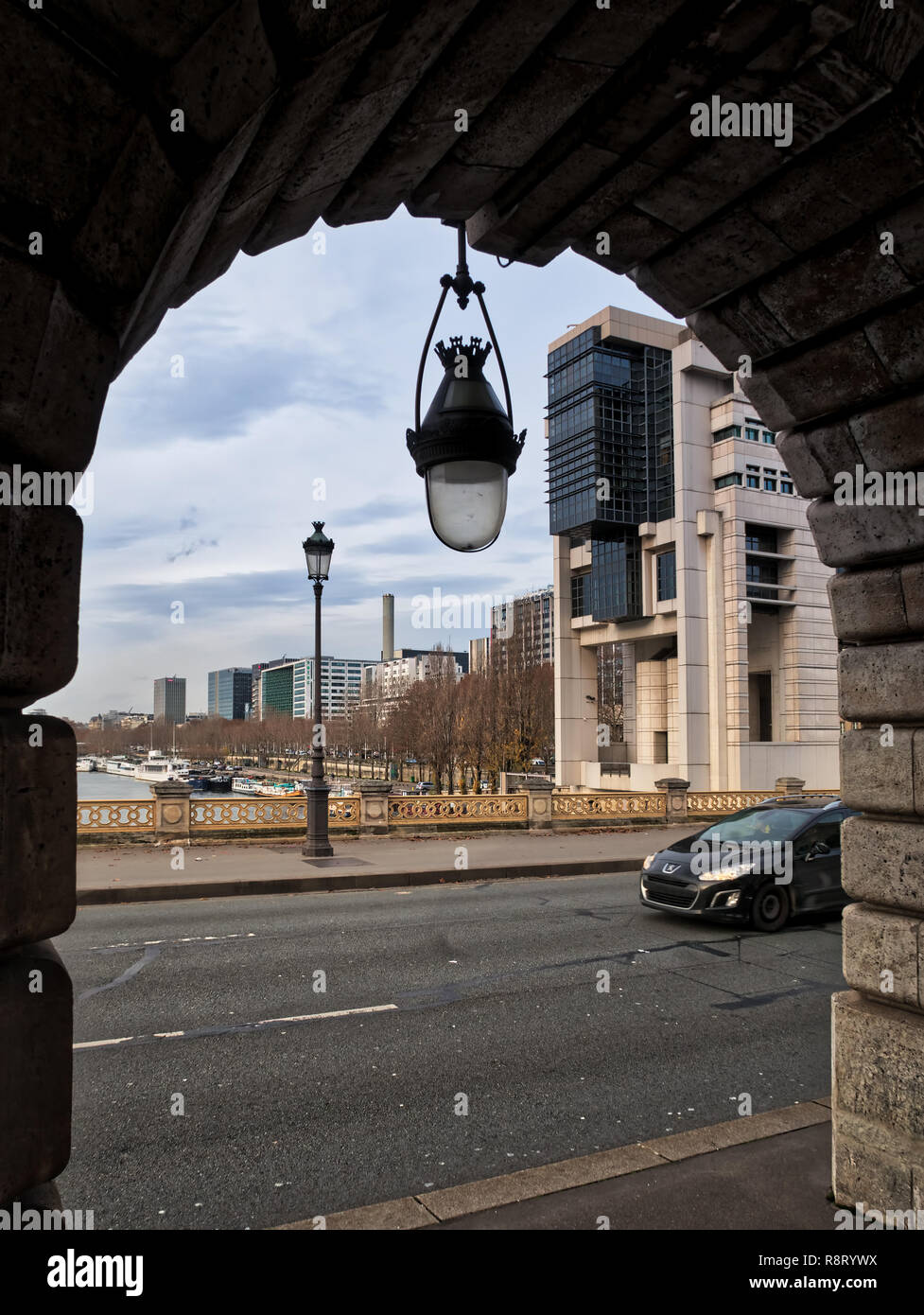 Französische Finanzministerium in Bercy - Paris, Frankreich Stockfoto