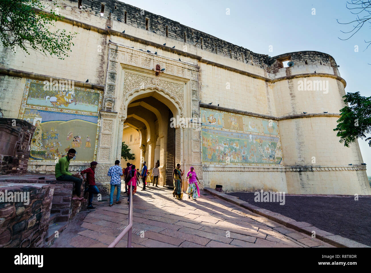 Tor am Eingang des Mehrangarh Fort, Jodhpur, Rajasthan, Indien Stockfoto