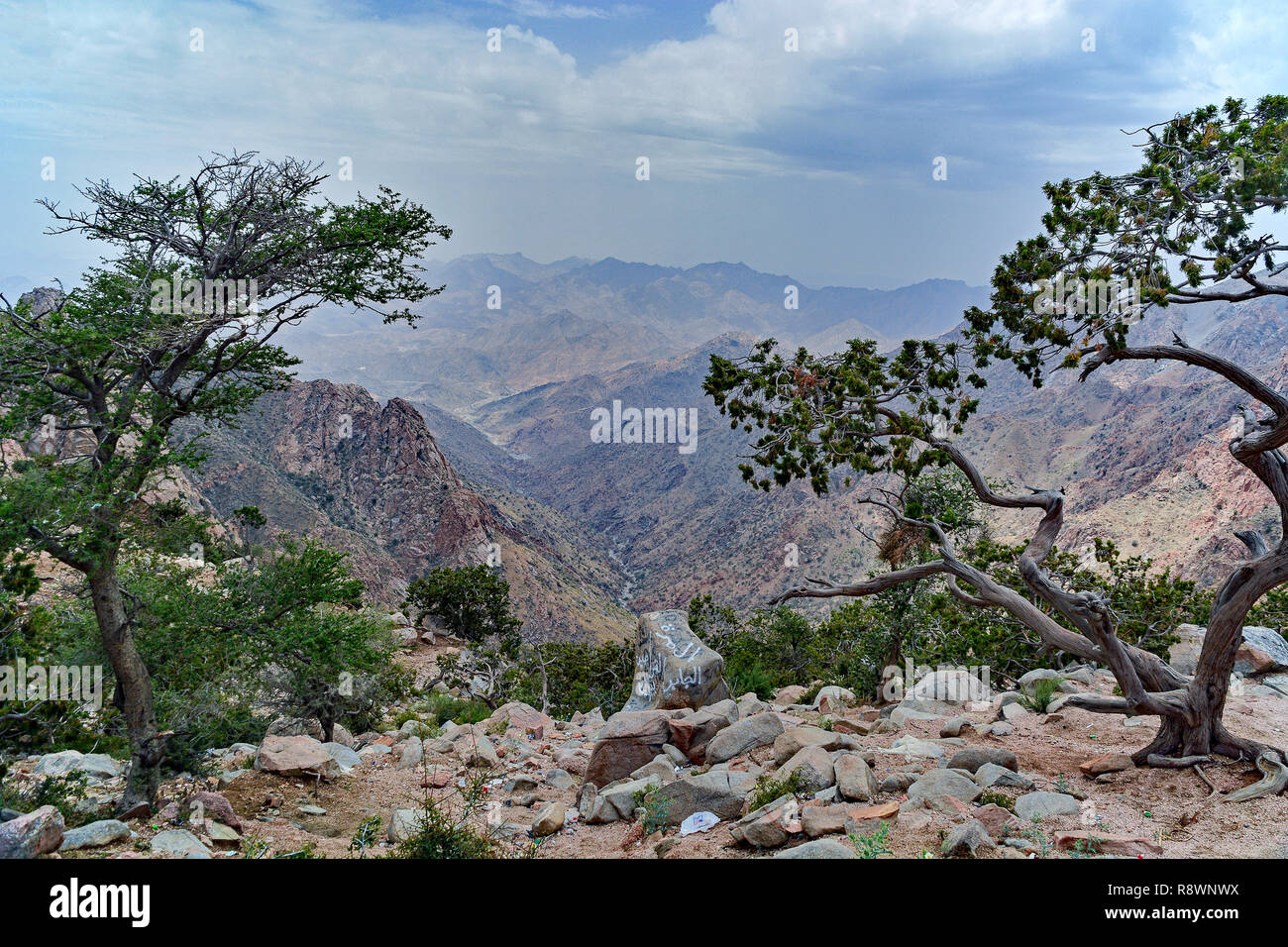 Blick auf das Tal von Berggipfel in der Nähe von Al Hada, Saudi-Arabien Stockfoto