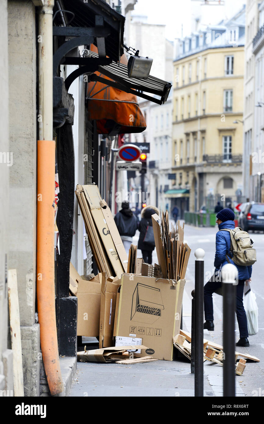 Rue Saint-Lazare - Paris - Frankreich Stockfoto