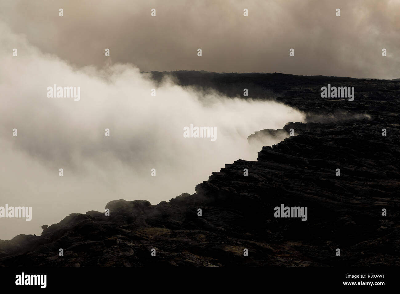 Aus verfestigter Lava Lava aus Erta Ale Vulkan in der Wüste Danakil Depression in Äthiopien. Afrika Stockfoto