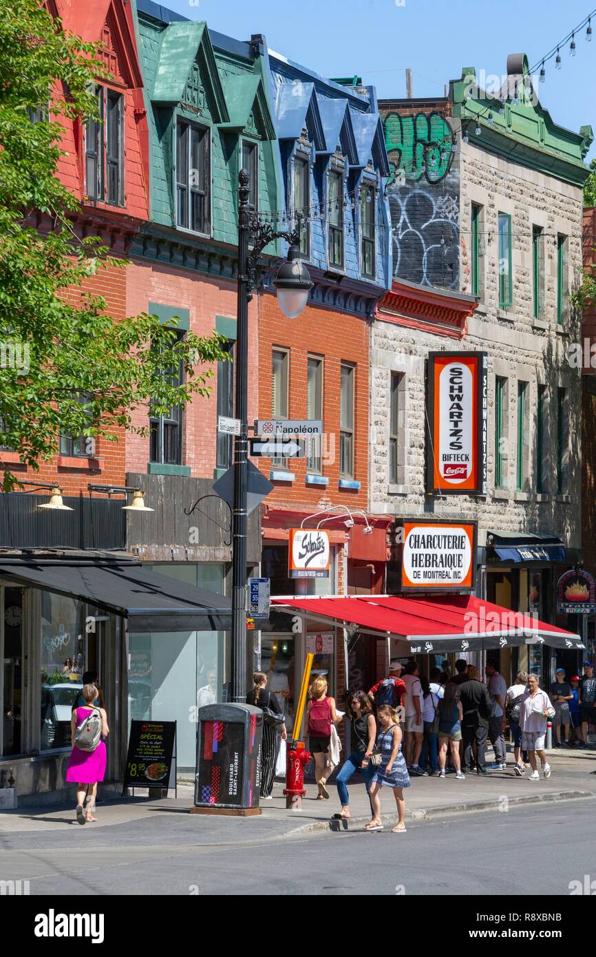 Kanada, Quebec, Montreal, Plateau-Mont-Royal, Boulevard Saint-Laurent, typische Architektur der Stadt, Schwartz geräuchertes Fleisch Restaurant Stockfoto