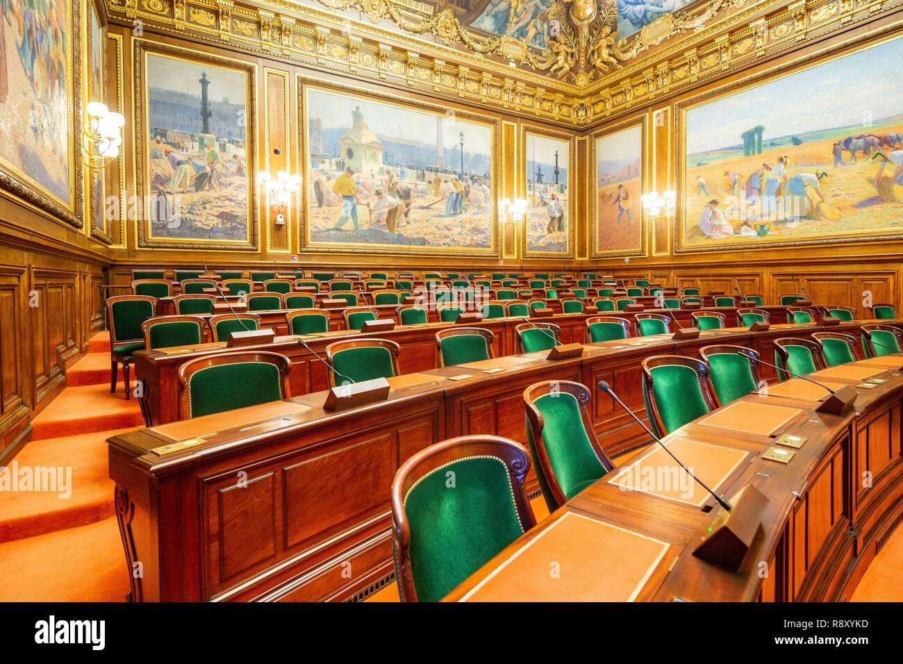 Frankreich, Paris, Palais Royal, der Staatsrat, Aula, Gemälde von Henri Martin um das Jahr 1920 auf das Thema der mühsamen Frankreich, dem Rat des Staates Stockfoto
