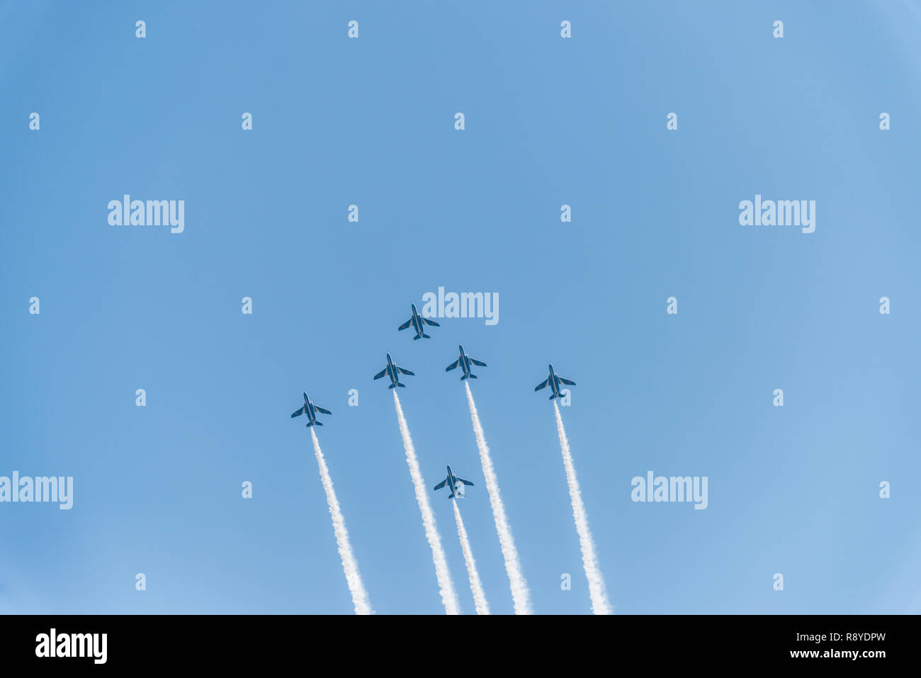 Luft akrobatische Show durch blaue Impuls, Japanische Kampfflugzeuge Stockfoto