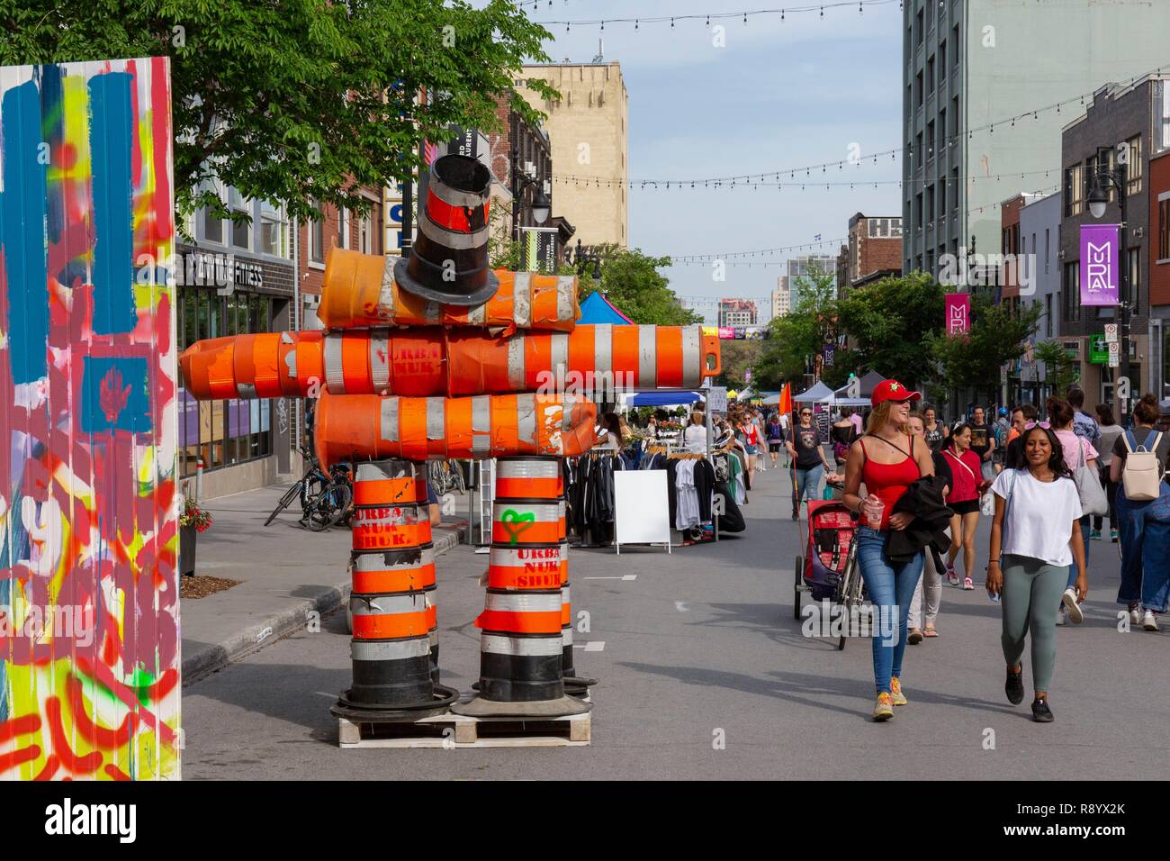 Kanada, Quebec, Montreal, Plateau-Mont-Royal, Wandbild Festival, St. Laurent Boulevard Fußgängerzone Stockfoto