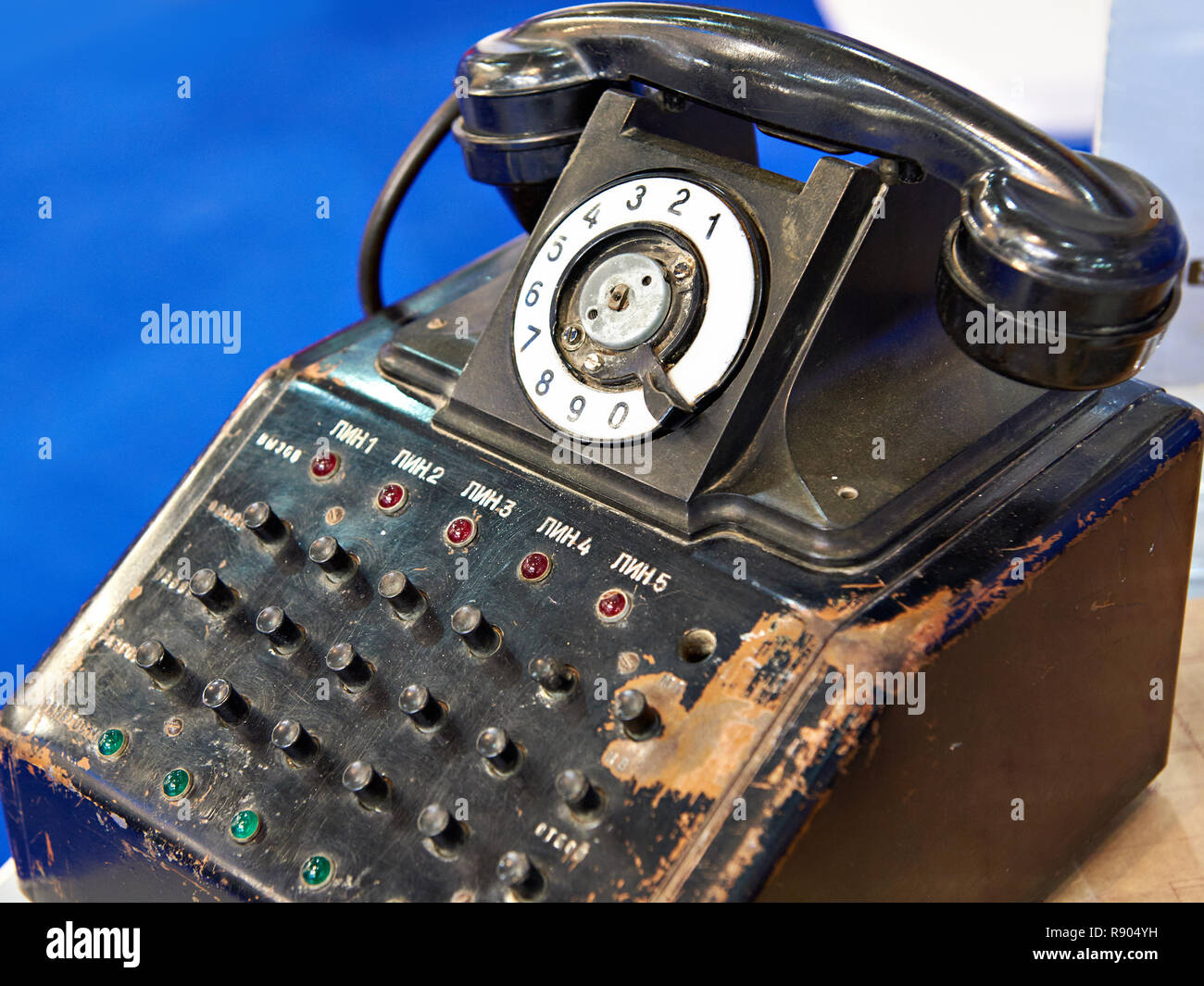 Retro Telefon mit Hörer ab und wählen Sie Set und Schaltanlage Stockfoto