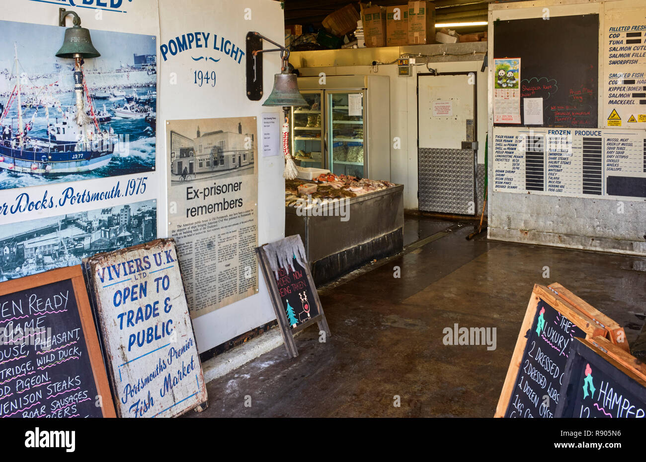 Viviers frischen Fisch Shop in der Sturz von Portsmouth Stockfoto