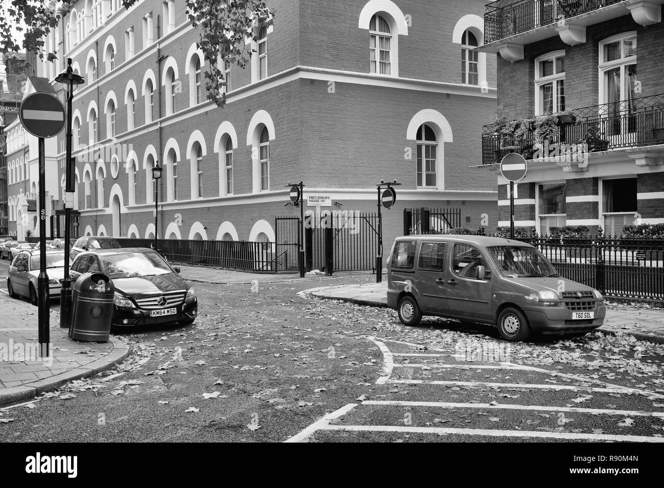 Carlisle und Kreuzung mit der Könige Gelehrte "Passage in Westminster, London Stockfoto