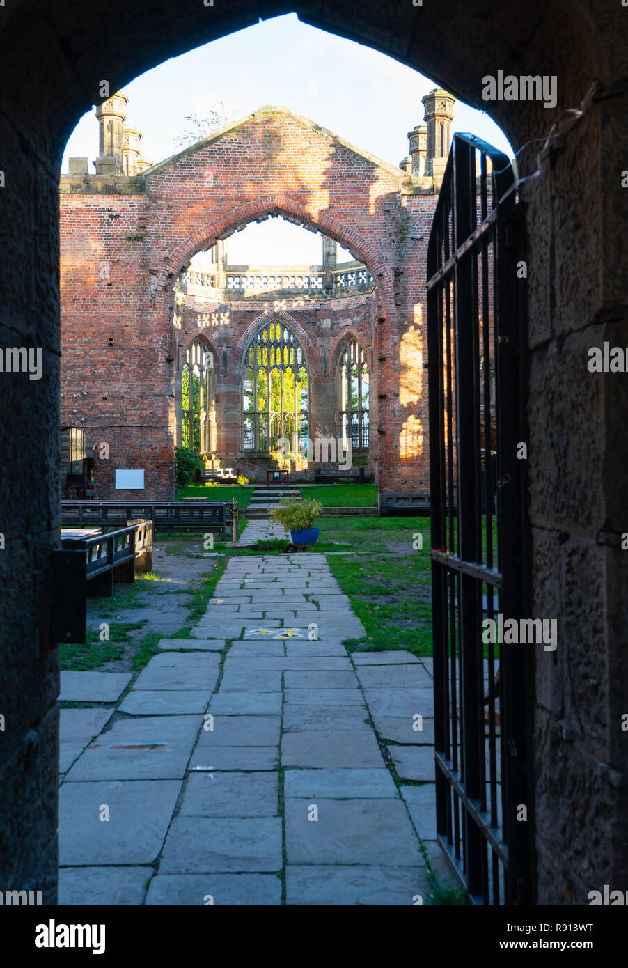 St Luke's Church, Leece Street, Liverpool. In der Blitz 1941 bombardiert, aber die Shell überlebt. Bild im November 2018 getroffen. Stockfoto