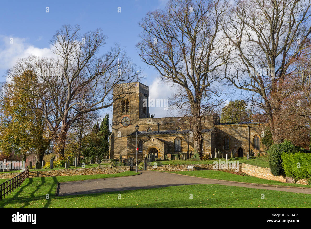 Die Pfarrkirche St. Andreas, Great Billing, Northampton, UK; in den Nachrichten in 2018 nach führen die Diebe gezielte es dreimal in fünf Wochen. Stockfoto