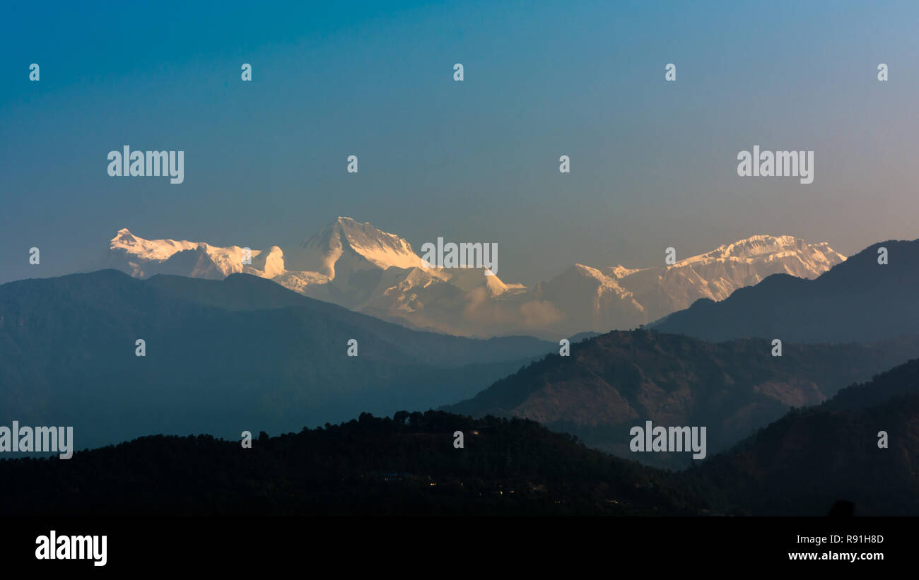 Schöne Annapurna Bergkette Blick von Pokhara Stockfoto