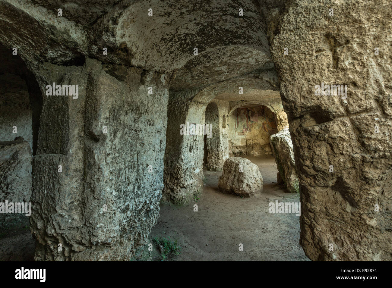 Rupestrian Kirche der Madonna der drei Türen, Matera, der Europäischen Kulturhauptstadt 2019 Stockfoto