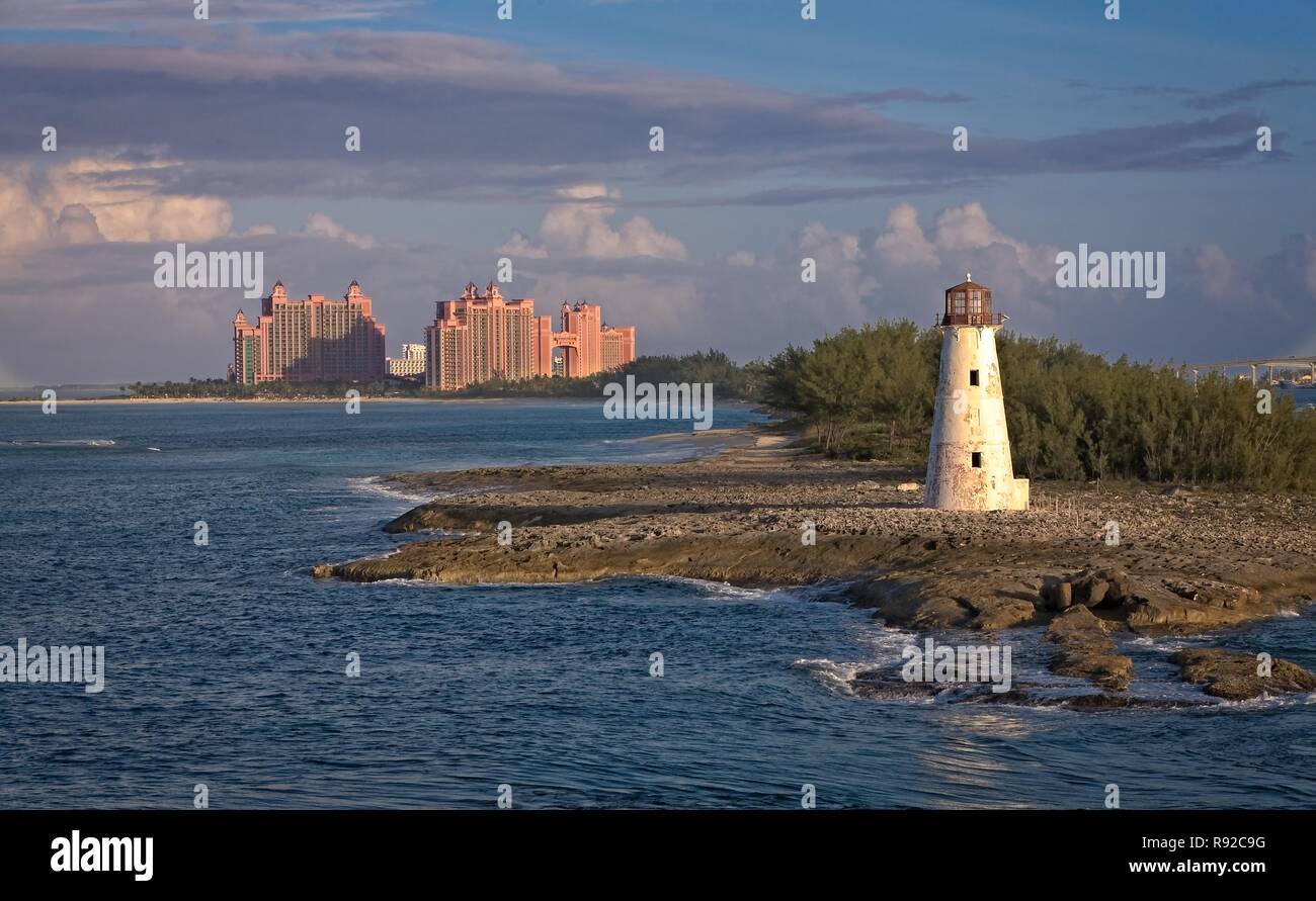 Leuchtturm und Resort in Bahamas Stockfoto