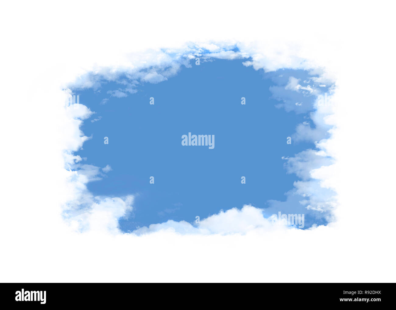 Flauschigen weißen Wolken umgeben einen Öffnung, zeigt klare blaue Himmel, wo grafische Elemente oder Text platziert werden können. Dies ist eine Abbildung. Stockfoto