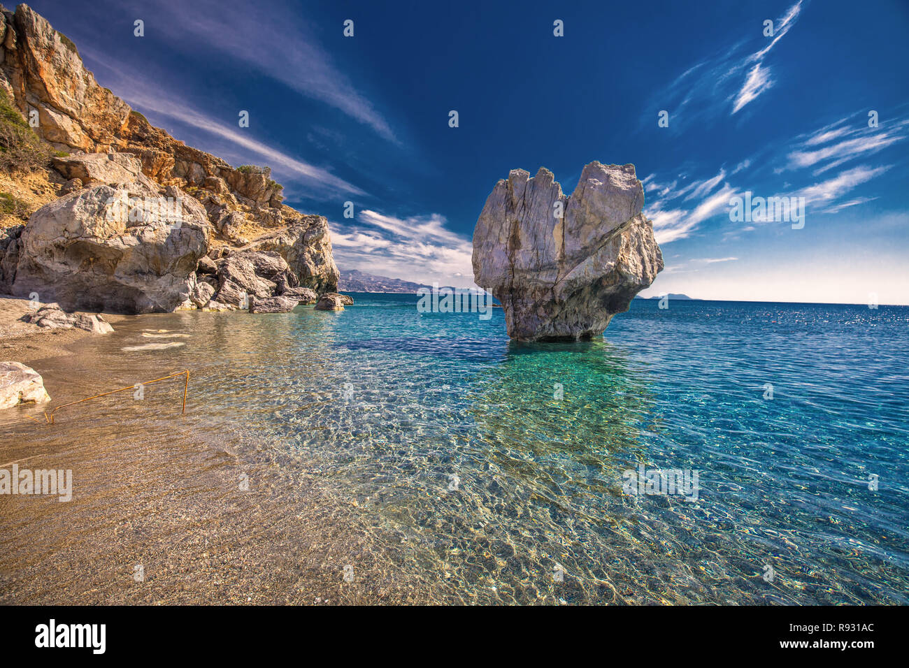 Herzförmige Stein am Strand Preveli, Kreta, Griechenland, Europa. Stockfoto
