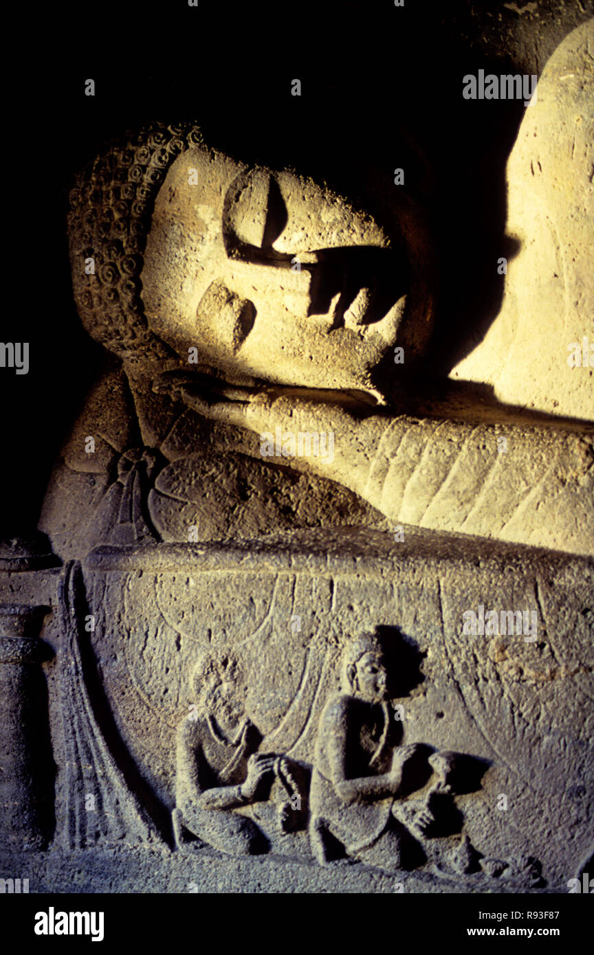 Recline Buddha, Ajanta Höhlen, Mumbai, Maharashtra, Indien Stockfoto