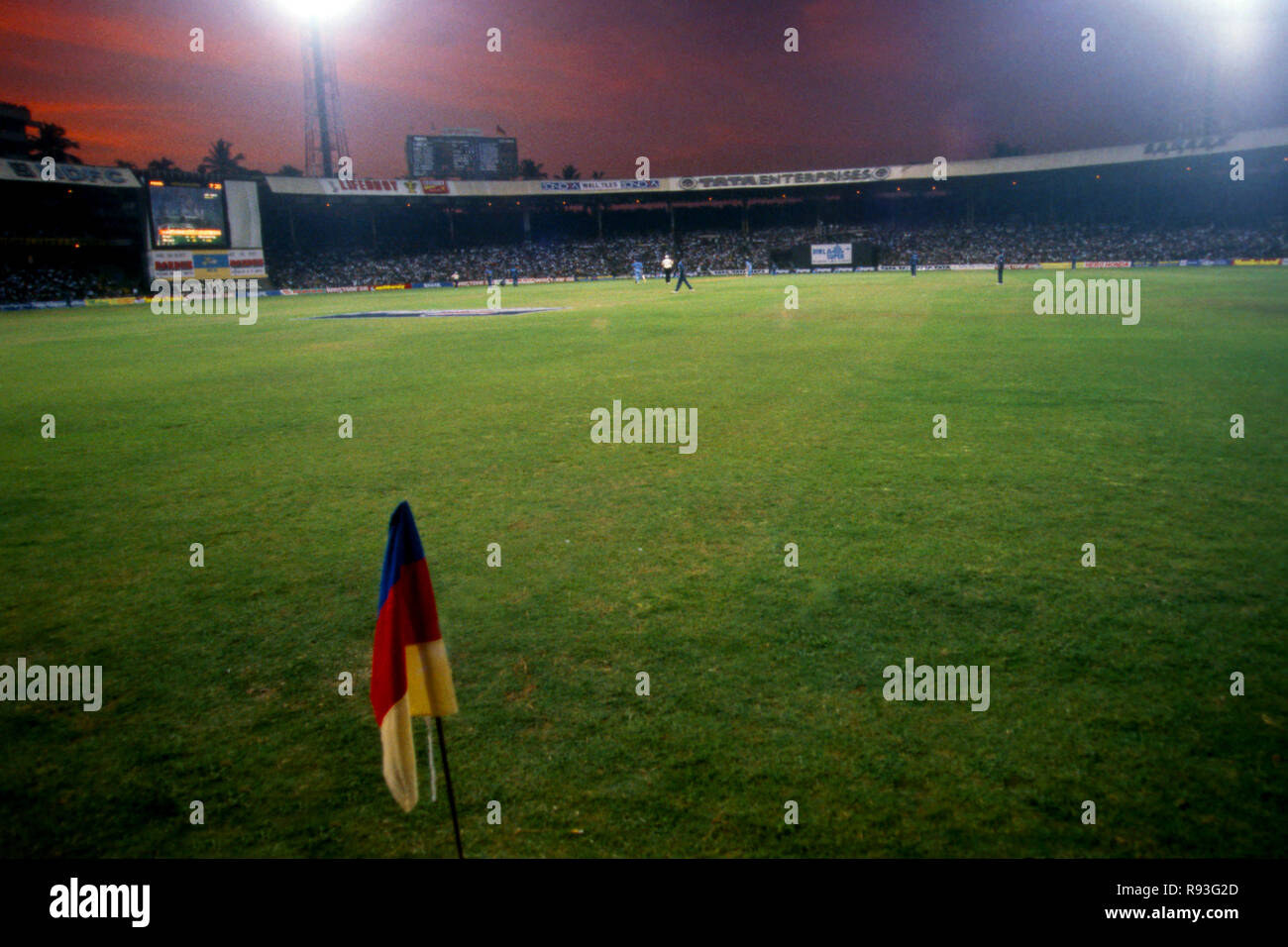 Wankhede Stadium nachts während des Cricket Match Stockfoto