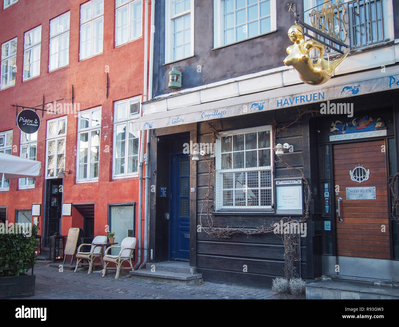 Kopenhagen, Dänemark - 10 April, 2016: Kleine Häuser von Nyhavn closeup Stockfoto