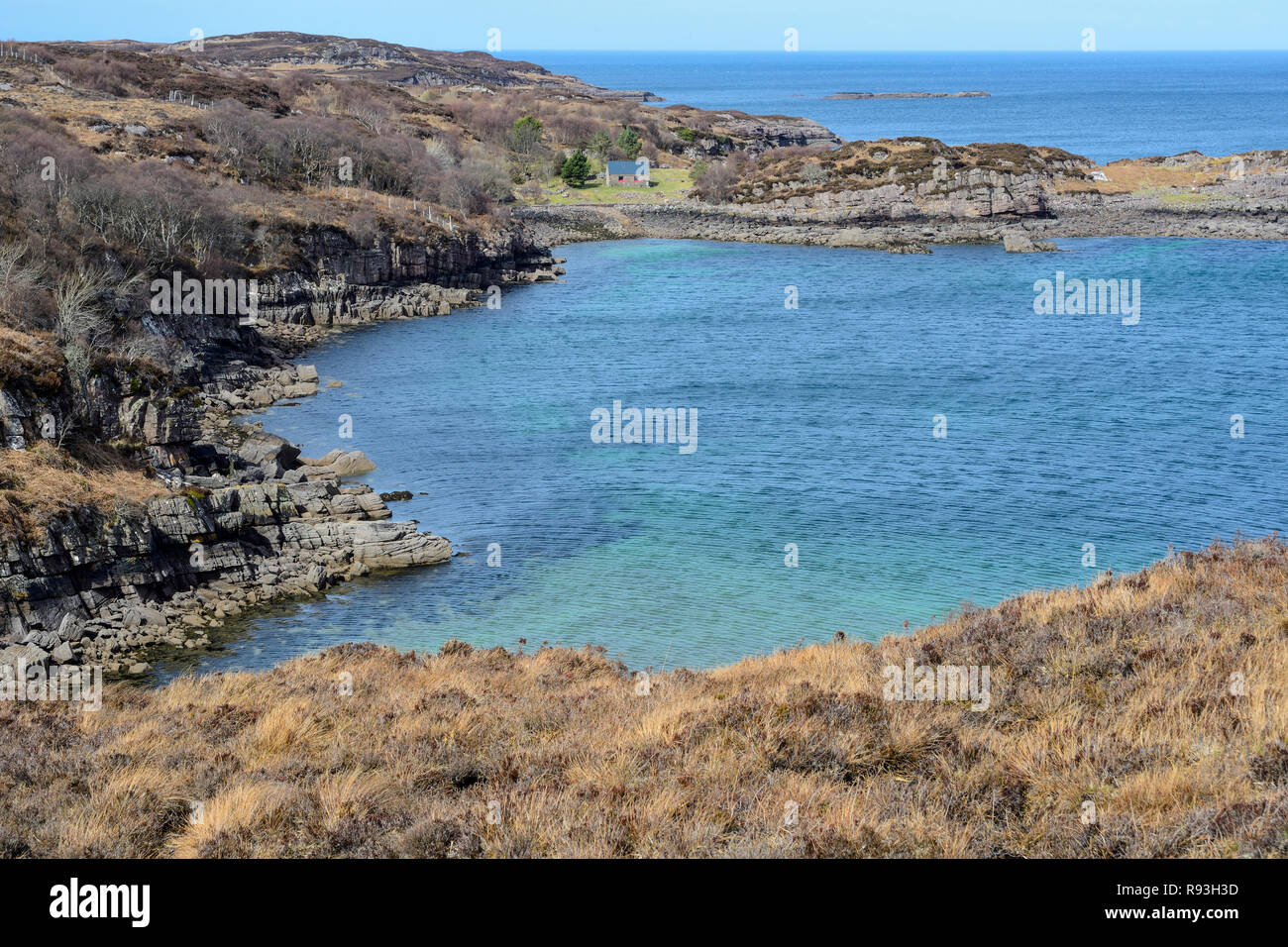 Geschützte Bucht in der Nähe von Fearnmore auf Loch Torridon, Applecross Halbinsel, Wester Ross, Hochland, Schottland Stockfoto
