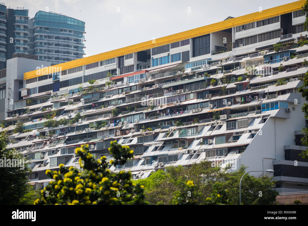 Wohneinheiten im Golden Mile Complex an der Beach Road, Singapur Stockfoto