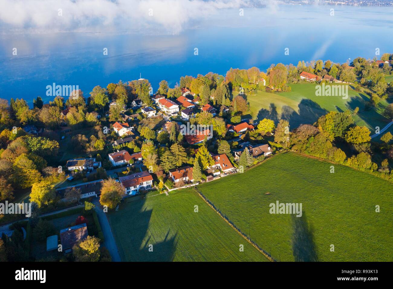 Ambach am Starnberger See, Drone, Fünfseenland, Oberbayern, Bayern ... Ambach am Starnberger See, Drone, Fünfseenland, Oberbayern, Bayern ...