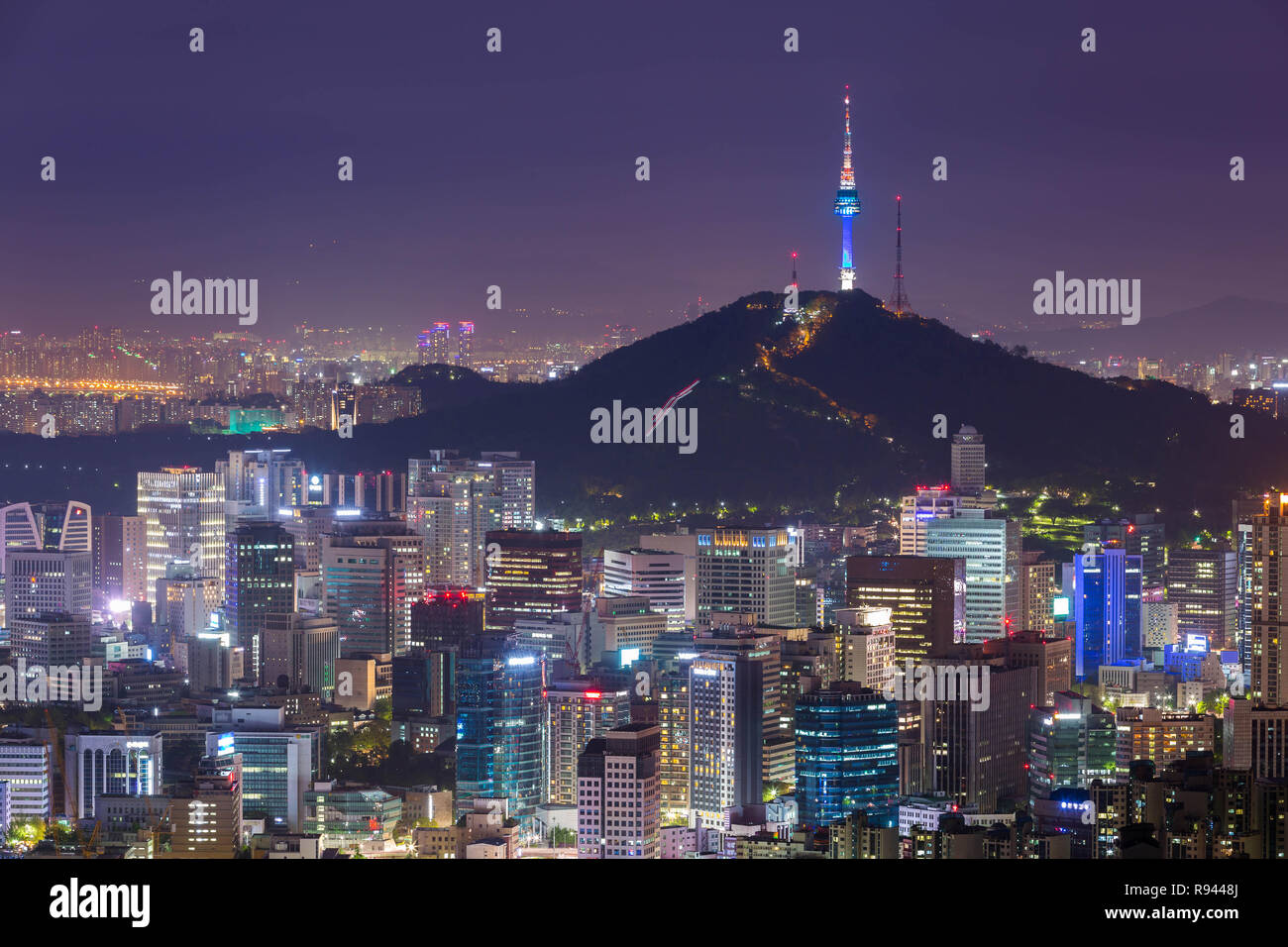 Seoul City Skyline und N Seoul Tower, Südkorea. Stockfoto