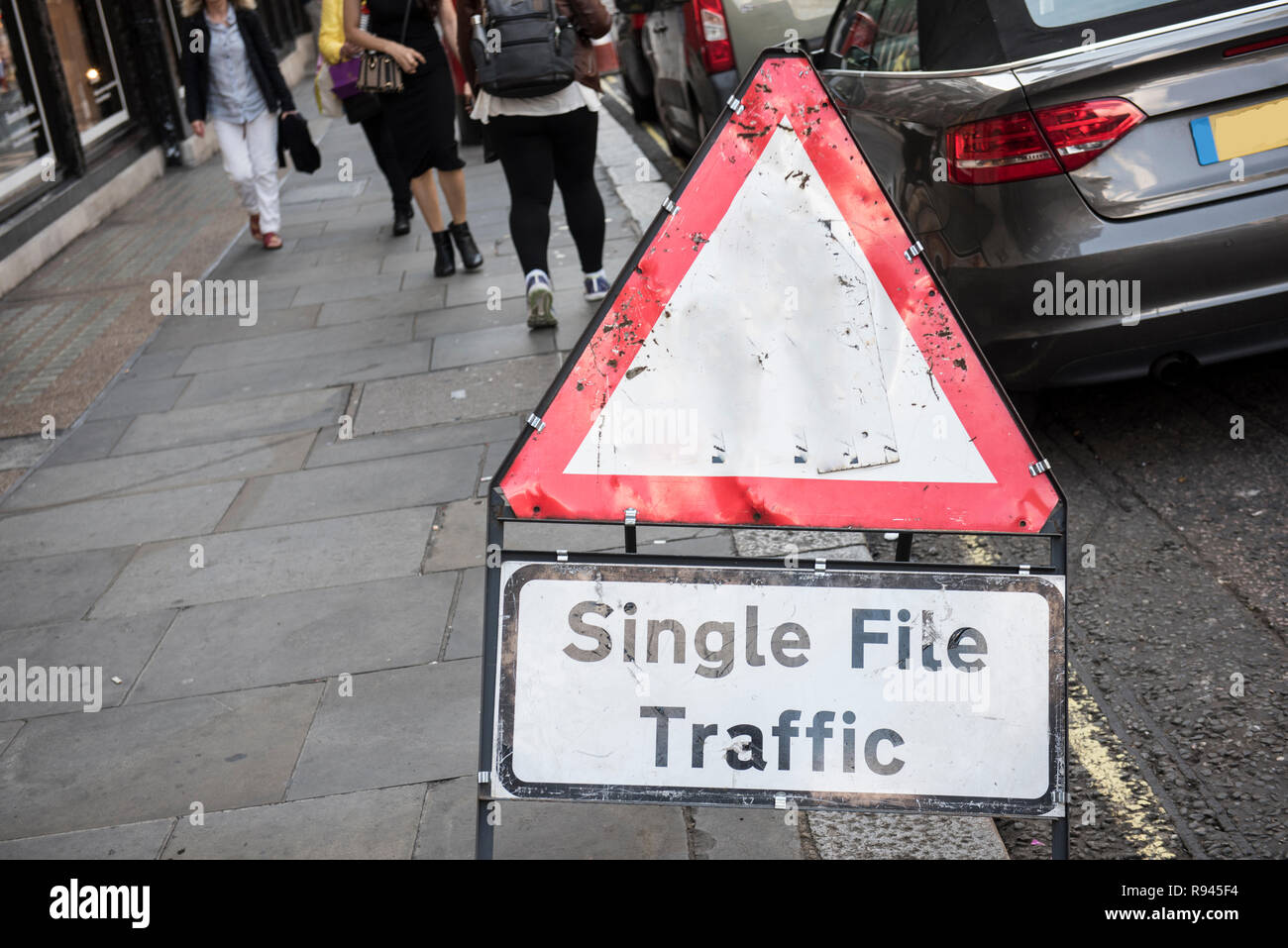 Verkehr Warnschild Stockfoto