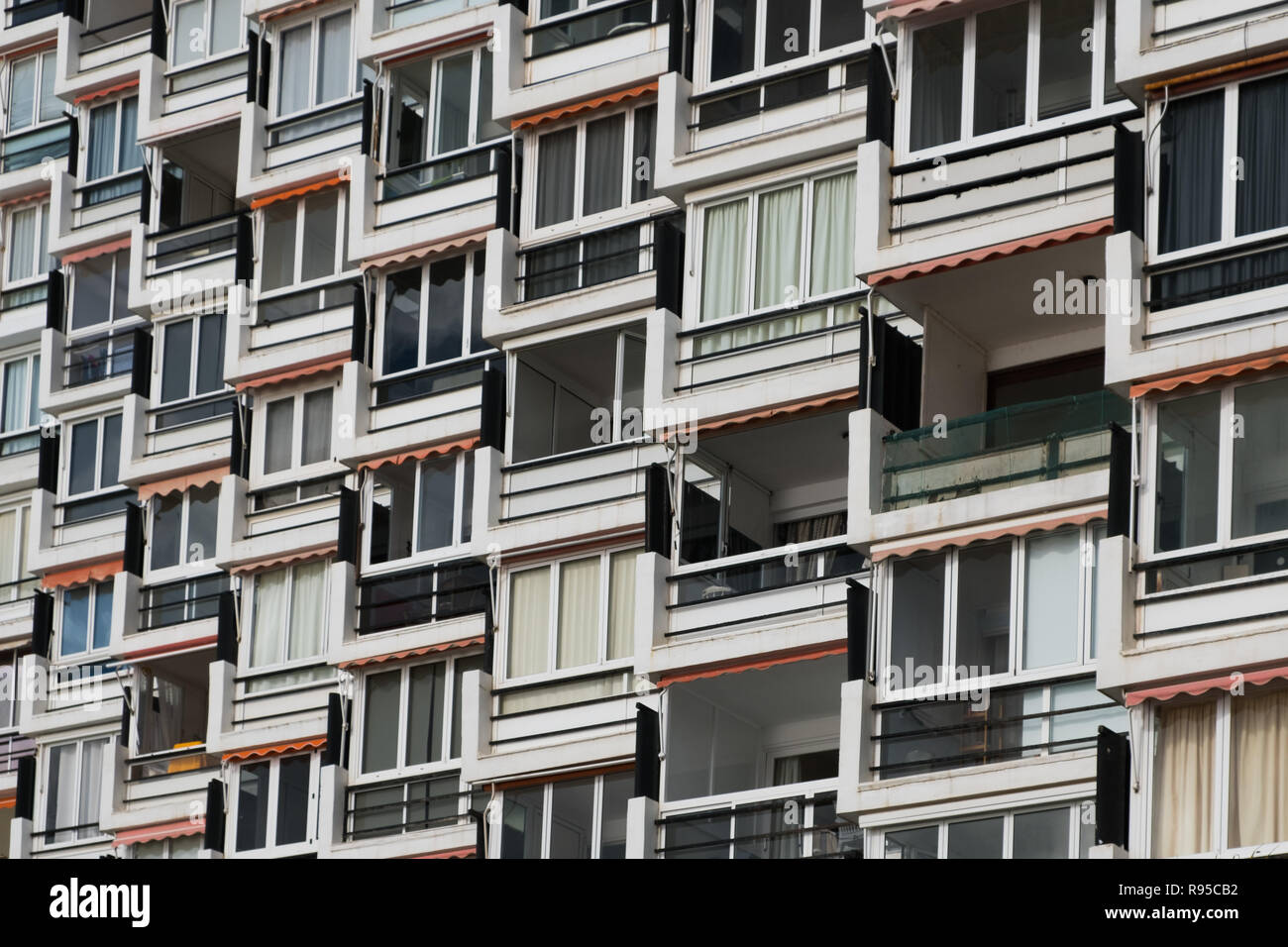 Alte Gebäude Fassade - Gebäudekomplex nach außen Stockfoto