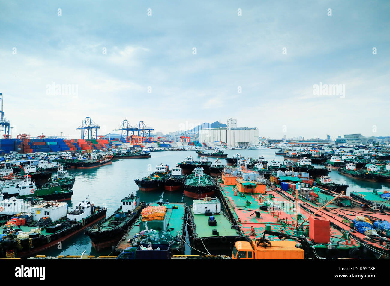 Busan Hafen, in Südkorea: containerverladung port Frachtschiff Stockfoto