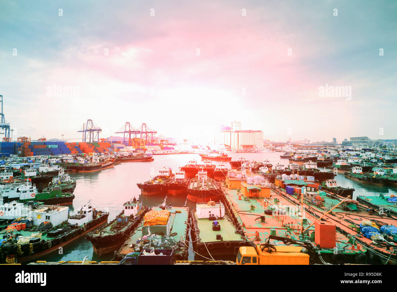 Busan Hafen, in Südkorea: containerverladung port Frachtschiff Stockfoto