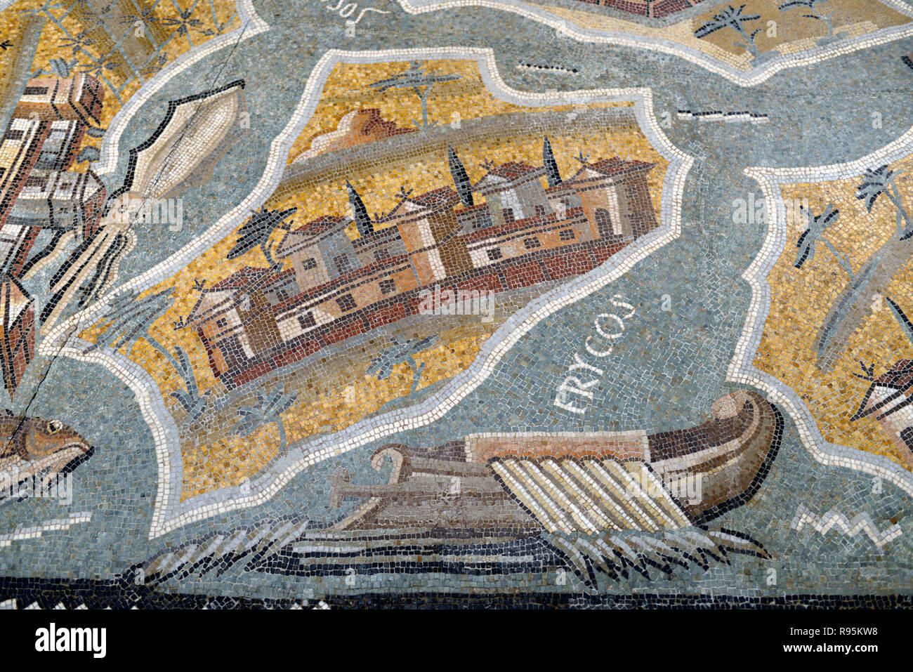 Römisches Fußbodenmosaik (c3 rd-c 4.) von Erice & Monte Erice, anc Erycos & Berg Eryx, Sizilien, von den alten römischen Stadt von ammaedara Haidra Tunesien Stockfoto