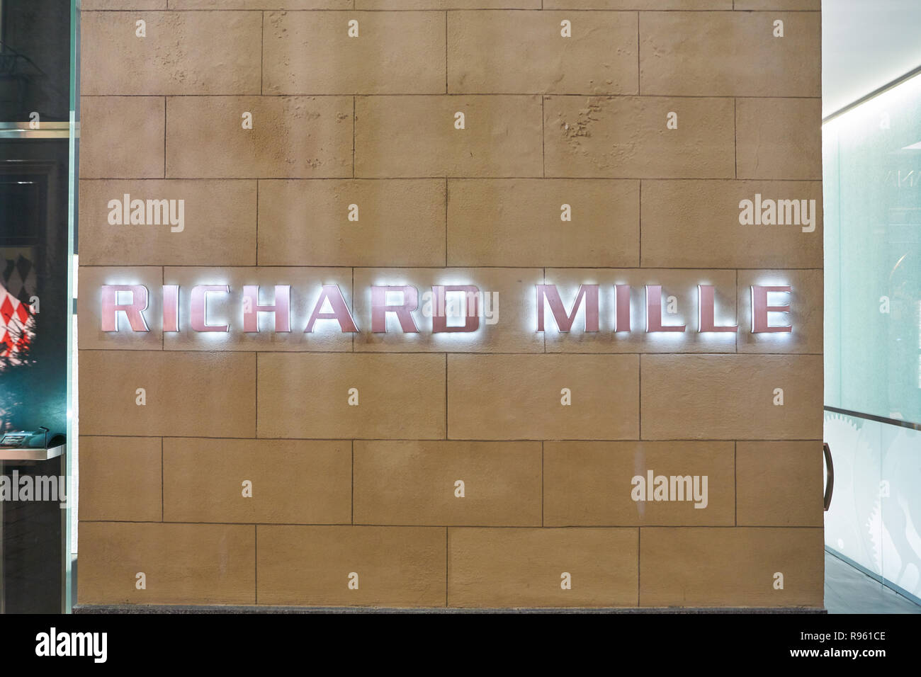 Mailand, Italien - ca. November 2017: Nahaufnahme von Richard Mille unterzeichnen. Stockfoto