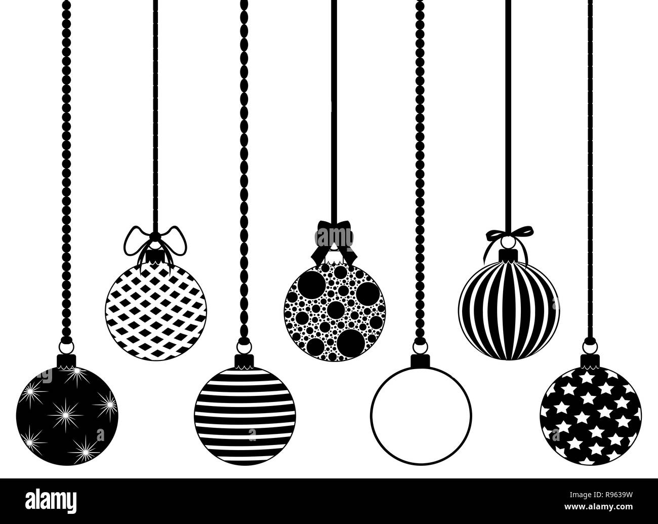 Satz von verschiedenen hingen Weihnachtsdekorationen isoliert auf weißem Stockfoto