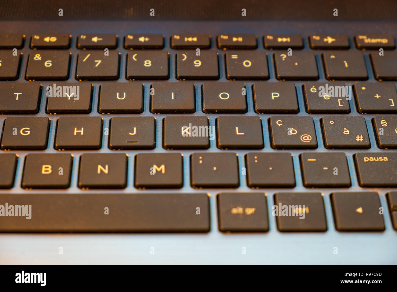 Englische tastatur -Fotos und -Bildmaterial in hoher Auflösung – Alamy
