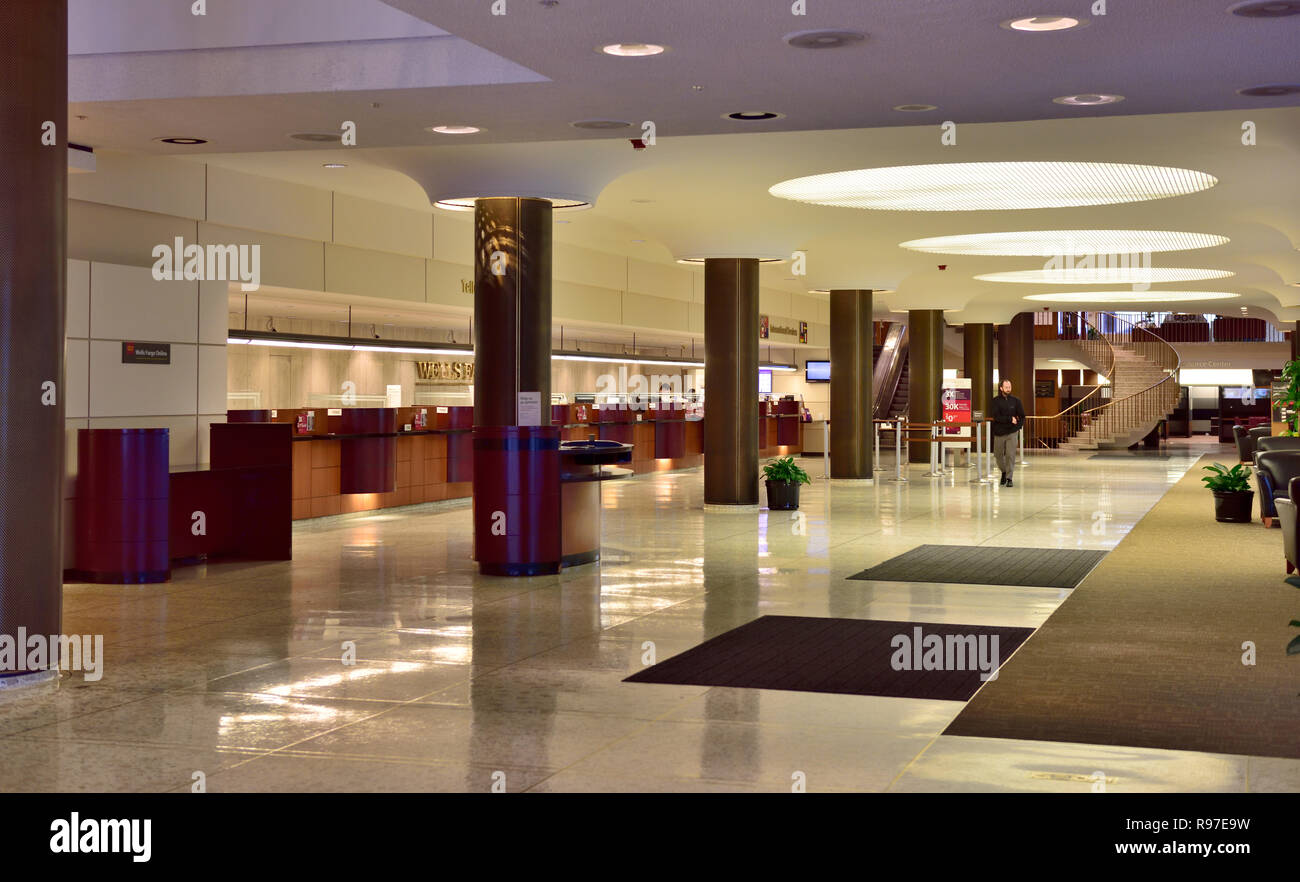 Usa inside bank -Fotos und -Bildmaterial in hoher Auflösung – Alamy