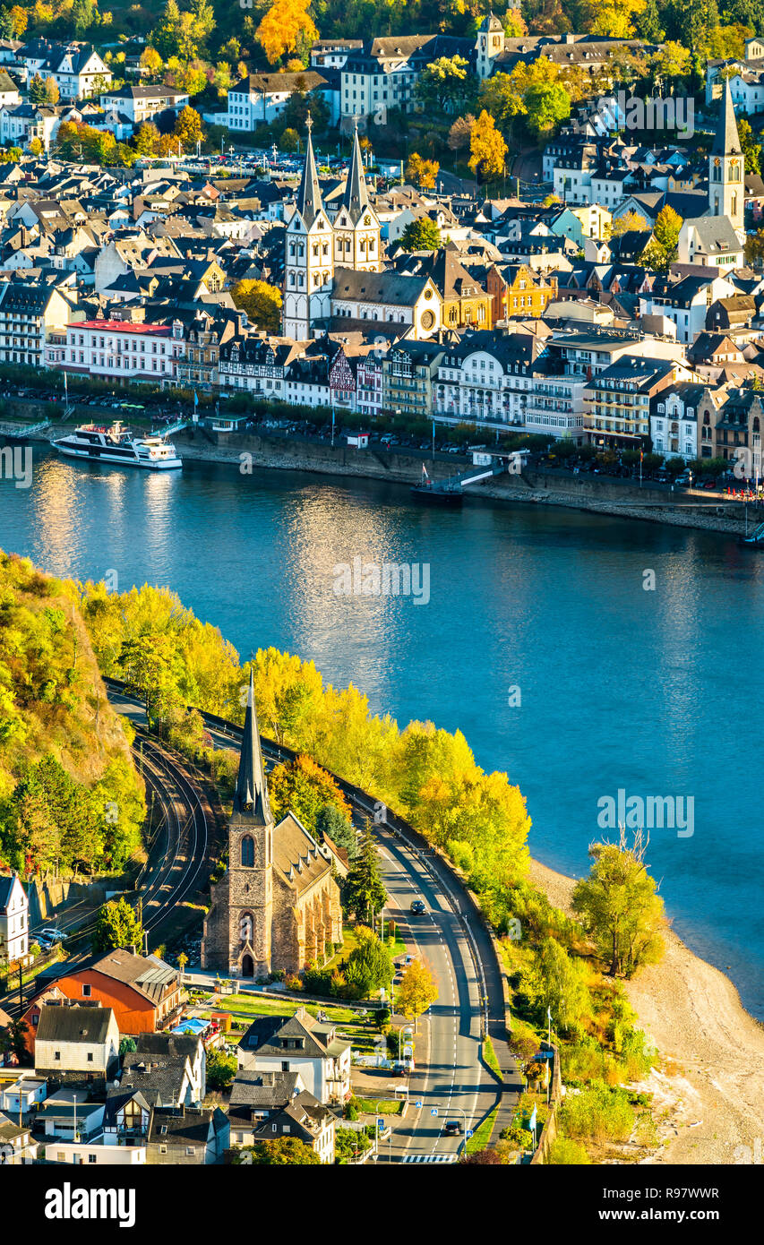 Luftaufnahme von Filsen und Boppard Städte mit dem Rhein in Deutschland Stockfoto