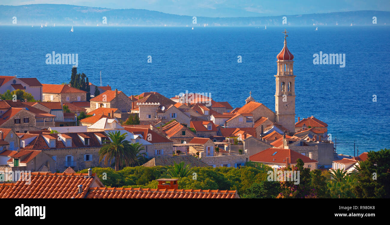 Stadt von Sutivan skyline Panorama, Insel Brac, Kroatien Stockfoto