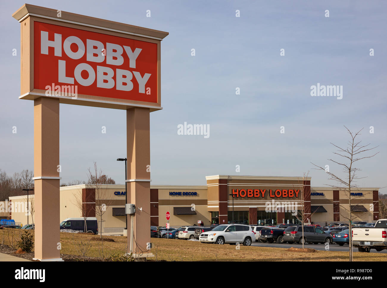 HICKORY, NC, USA -12-19-18: Hobby Lobby, eine von mehr als 800 privaten Kette von Kunst und Kunsthandwerk. Stockfoto