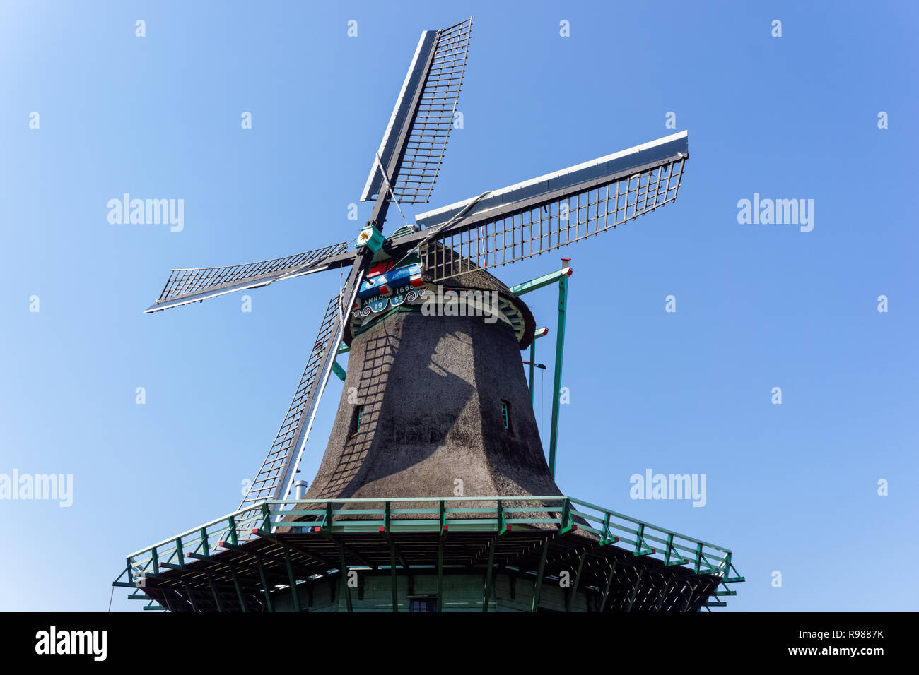 Holländische Windmühle in Zaanse Schans in Niederlande Stockfoto