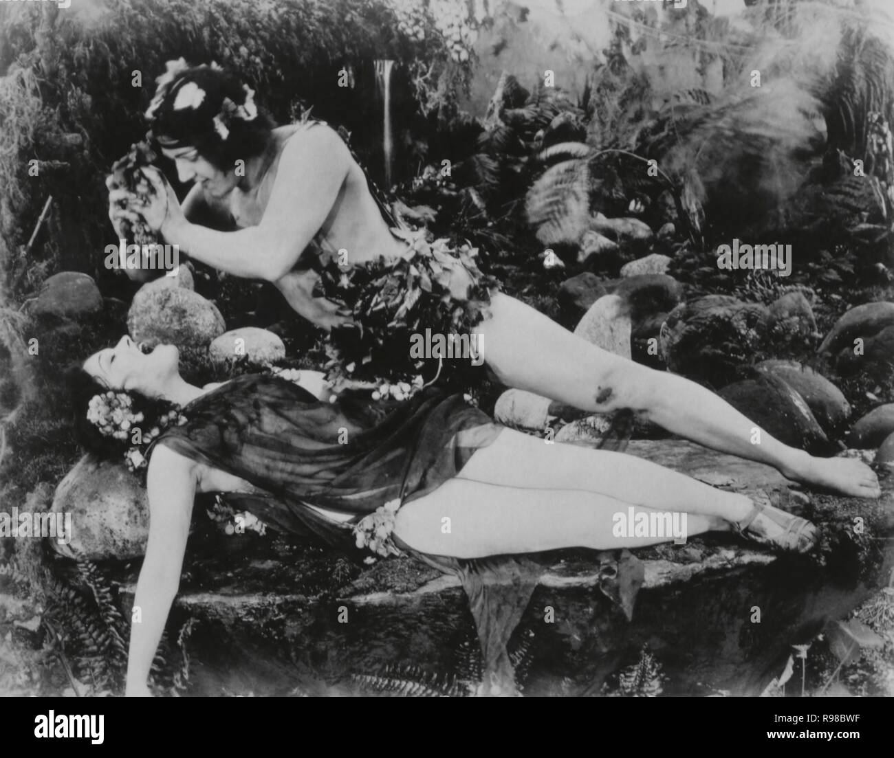 Original film Title: ÄNDERN SIE IHREN EHEMANN. Englischer Titel: ÄNDERN SICH NICHT, ihren Ehemann. Jahr: 1919. Regisseur: CECIL B DEMILLE. Stars: ADAN Y EVA, ADAM; GLORIA SWANSON. Quelle: Paramount Pictures/Album Stockfoto