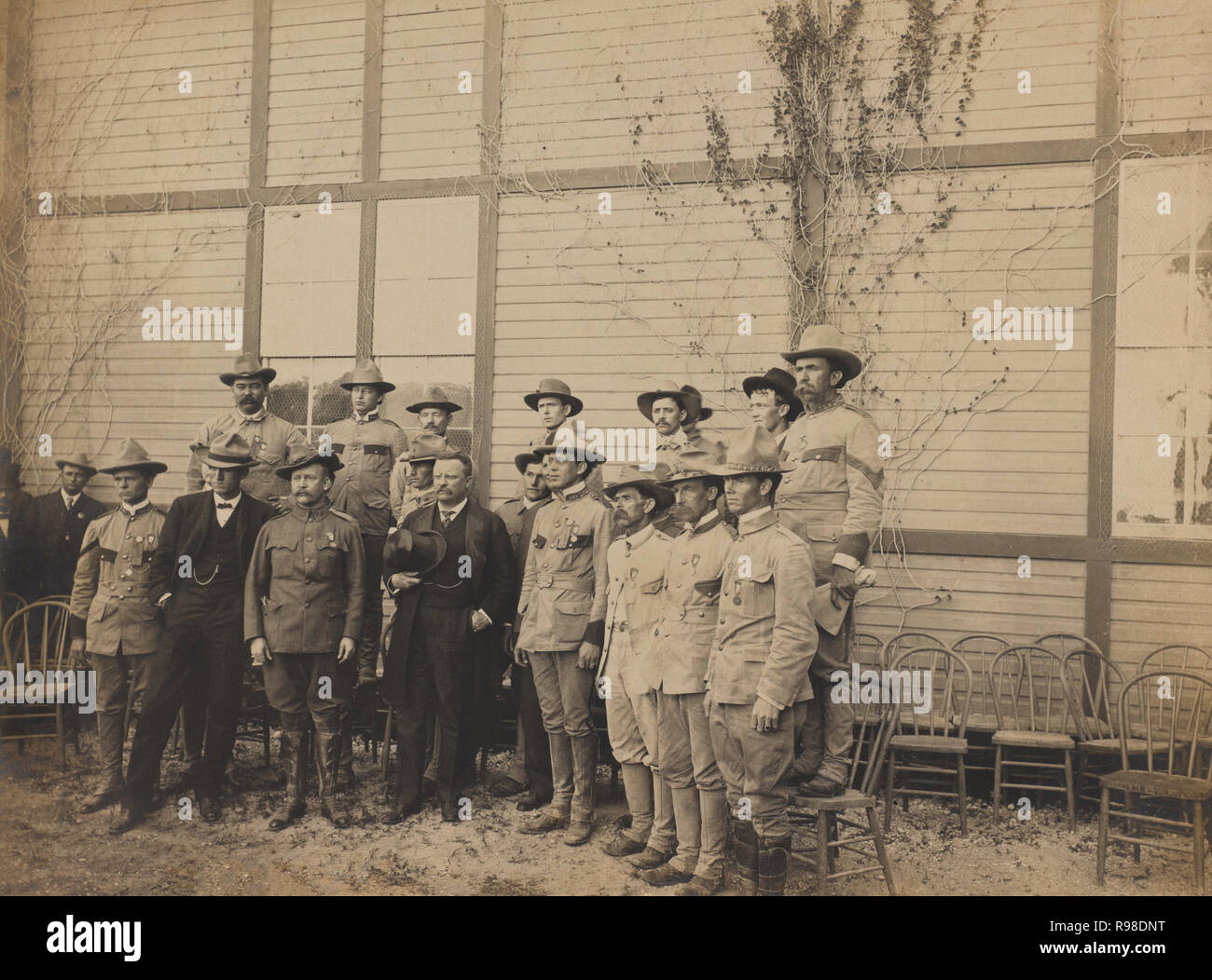 Us-Präsident Theodore Roosevelt und Rough Riders, Gruppe Portrait, San Antonio, Texas, USA, durch Henry Clogenson, 12. April 1905 Stockfoto