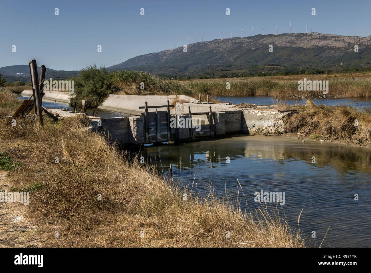 Montenegro - ein Blick auf einen Teil des Naturparks Solana (Ulcinj Ulcinj Saline) Stockfoto