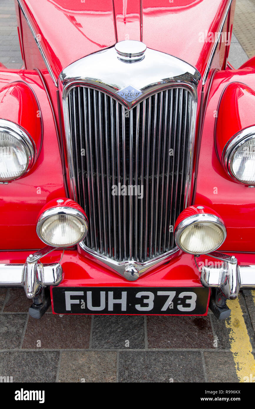 LONDON, ENGLAND - 28. April 2018. 1951 Riley bei der jährlichen Oldtimer Ausstellung und Vintage Kleidung Markt im Kings Cross, London, England, April 2 Stockfoto