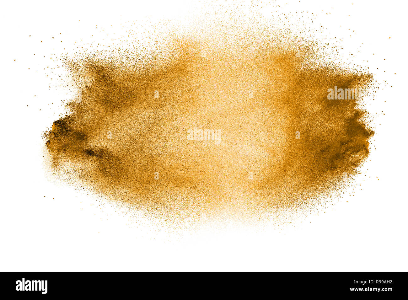 Golden Sand Explosion auf weißem Hintergrund. Abstrakte Sand spritzt. Stockfoto