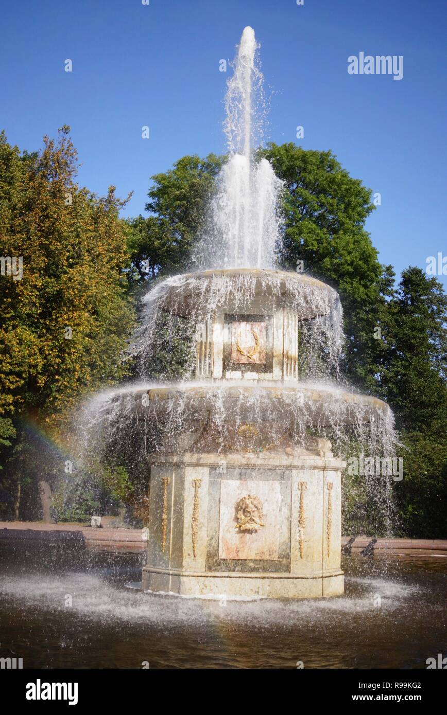 Schloss Peterhof Gärten und Brunnen in St. Petersburg Stockfoto