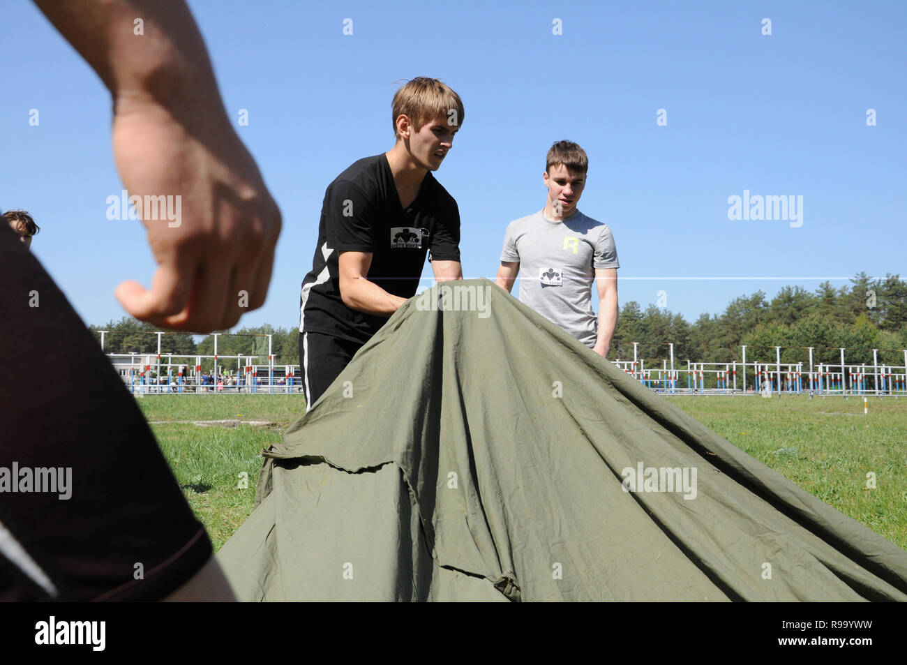 Fedulovo, Oblast Wladimir, Russland. 18. Mai 2014. Training Center für Tank Truppen. Militärische sport spiel Zarnitsa unter den Kinder Clubs der Stadt Stockfoto